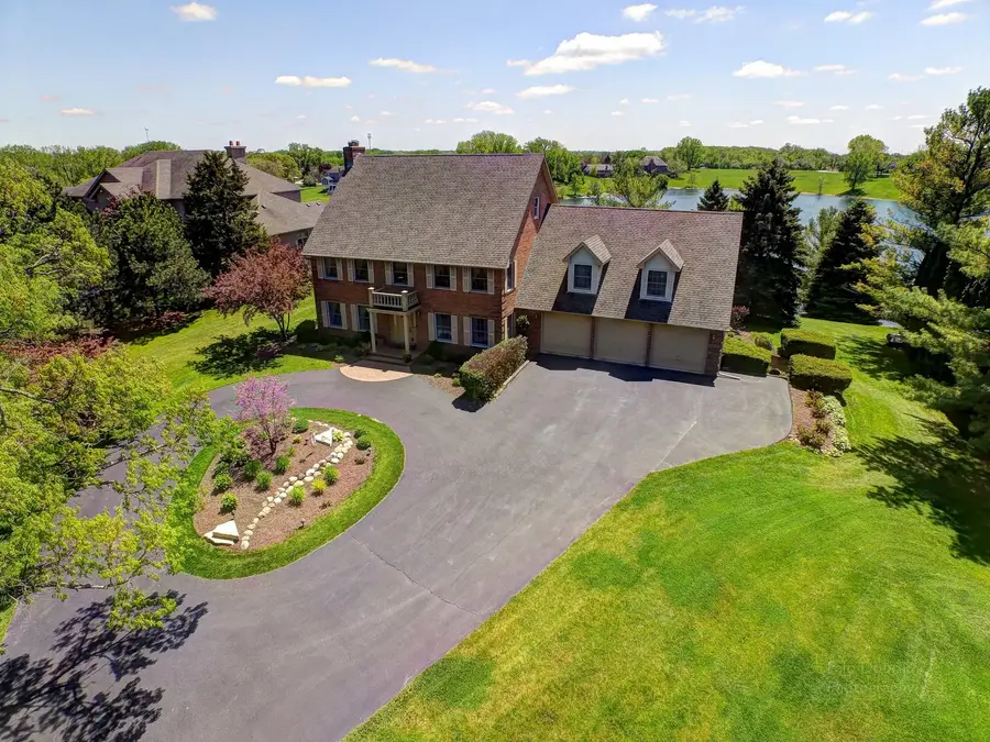 2916 N Bayview Lane, McHenry, IL 60051 - #2