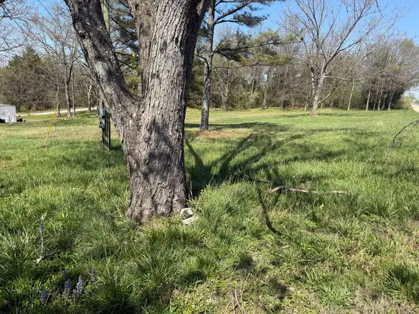 110 Cherokee Drive, Goreville, IL 62939