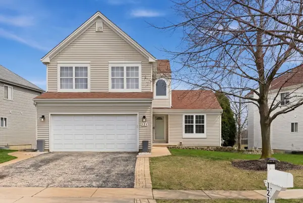 121 Augusta Drive, Streamwood, IL 60107