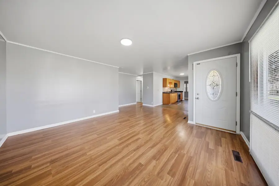 117 Hook Road, Carpentersville, IL 60110 - #3