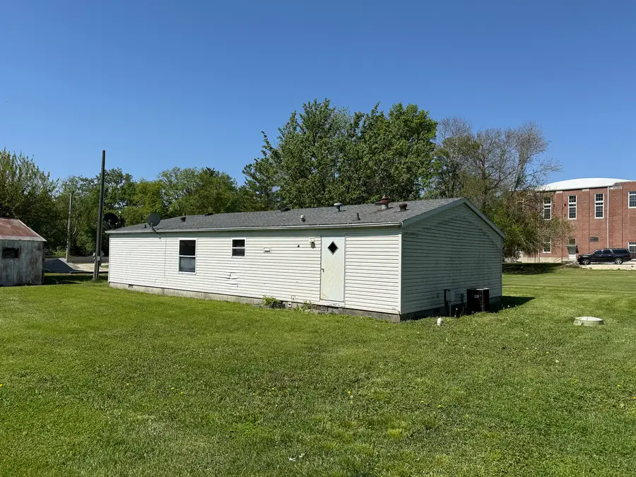 314 1/2 E Seminary Avenue, Onarga, IL 60955 - #3