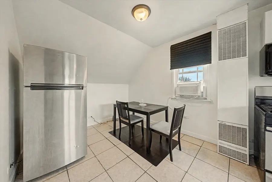 5200 S Lorel Avenue, Chicago, IL 60638 - #3