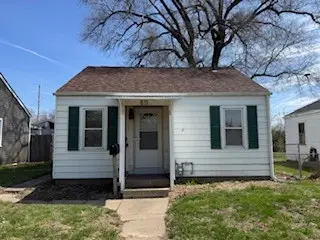 611 S Elsie Avenue, Davenport, IA 52802 - #1