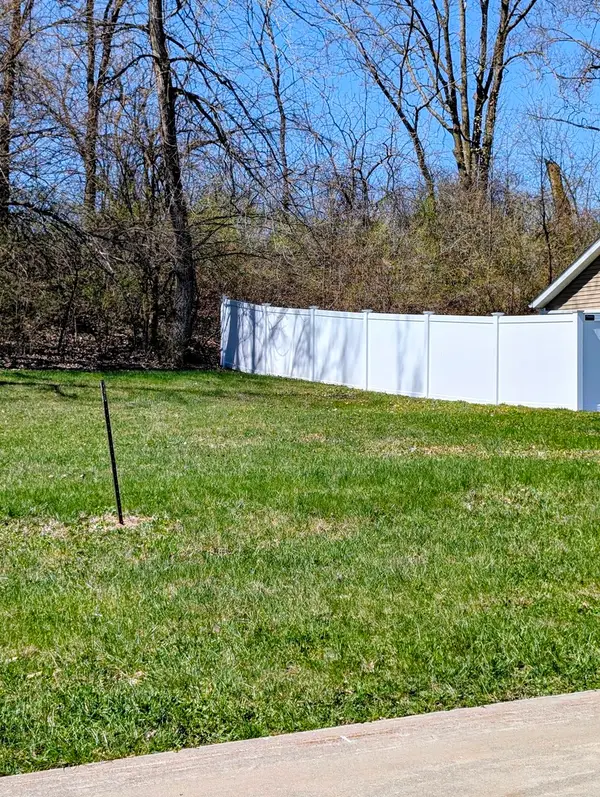 3410 Shadow Wood Court, Milan, IL 61264