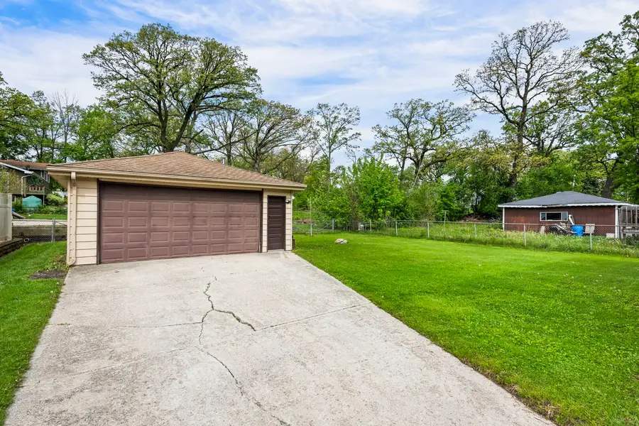 15040 Kenton Avenue, Midlothian, IL 60445 - #2