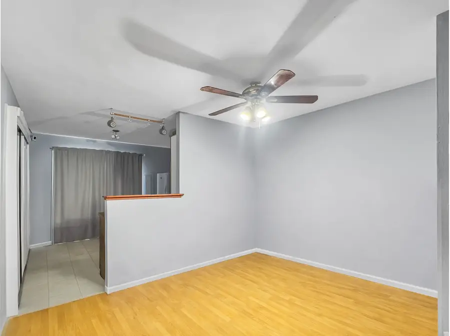 191 N Waters Edge Drive #101, Glendale Heights, IL 60139 - #3