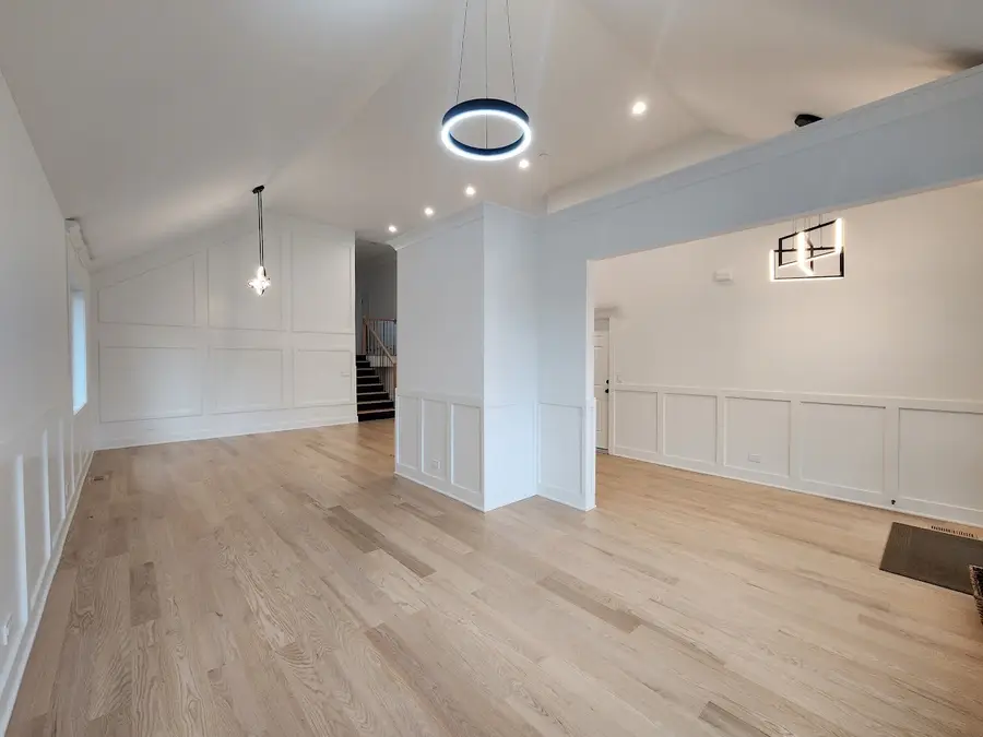 8416 Mansfield Avenue, Burbank, IL 60459 - #2