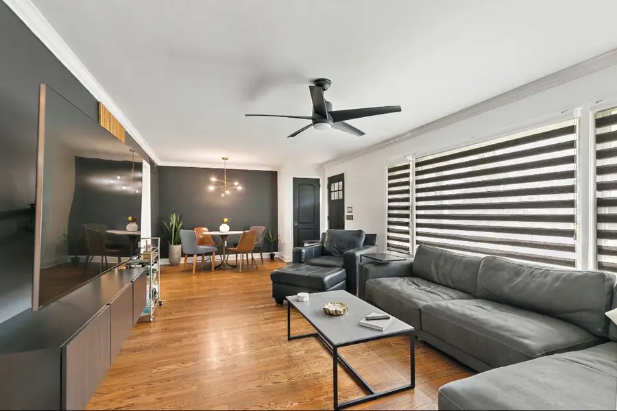 639 Braeburn Road, East Dundee, IL 60118 - #3