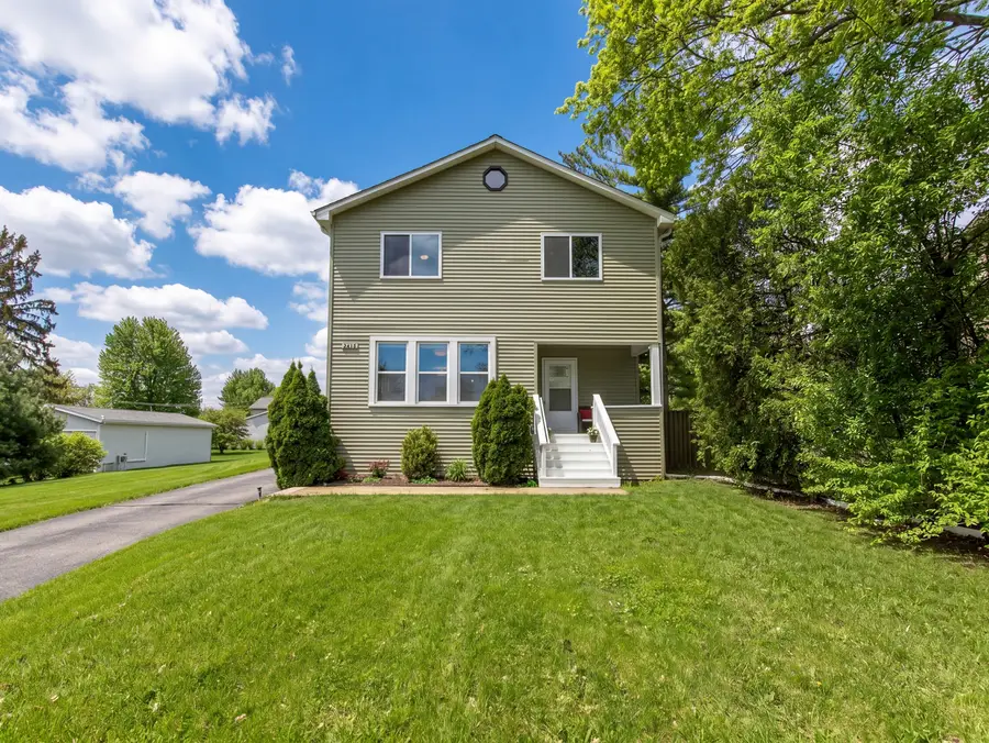 2415 Maple Avenue, Downers Grove, IL 60515 - #2