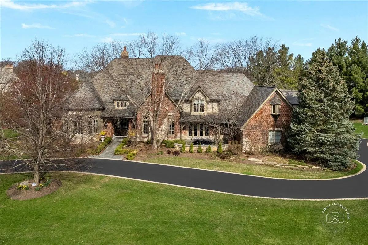 36W442 Hunters Gate Road, Saint Charles, IL 60175 - #1