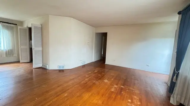 Address Withheld By Seller, Glen Ellyn, IL 60137 - #3