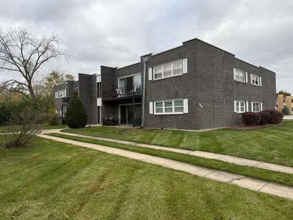 18330 Cherry Creek Drive #5, Homewood, IL 60430