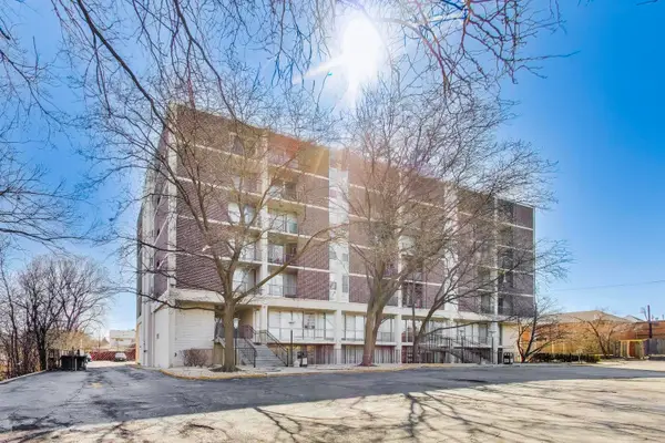 1043 S York Road #501, Bensenville, IL 60106