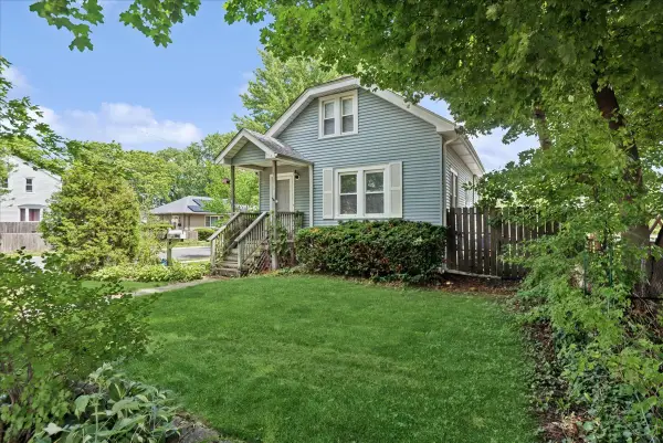 427 S Elmwood Avenue, Waukegan, IL 60085