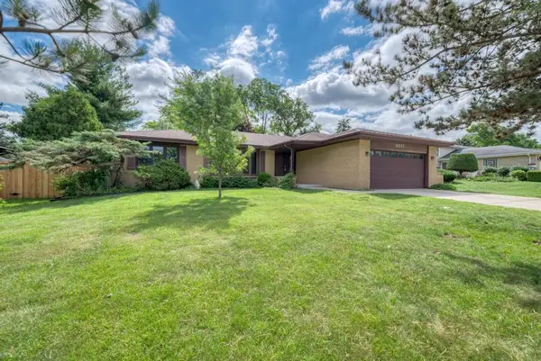 8017 Sawyer Road, Darien, IL 60561