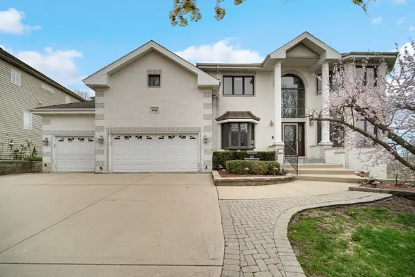 441 Delaware Circle, Bolingbrook, IL 60440