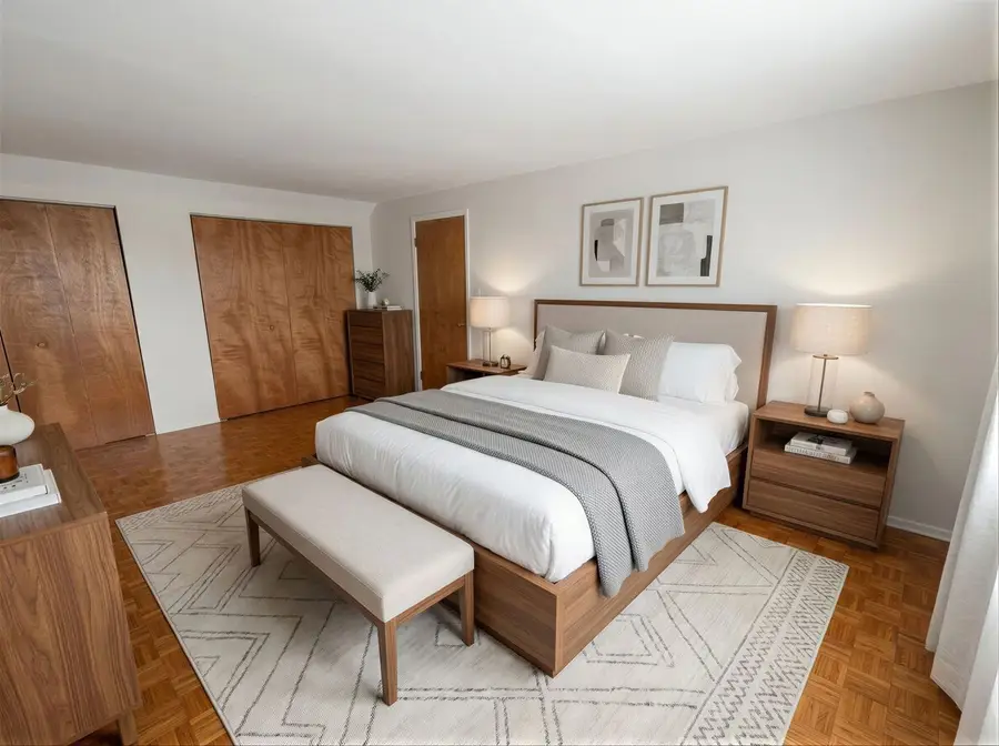 8 Greenwood Court N, Buffalo Grove, IL 60089 - #2