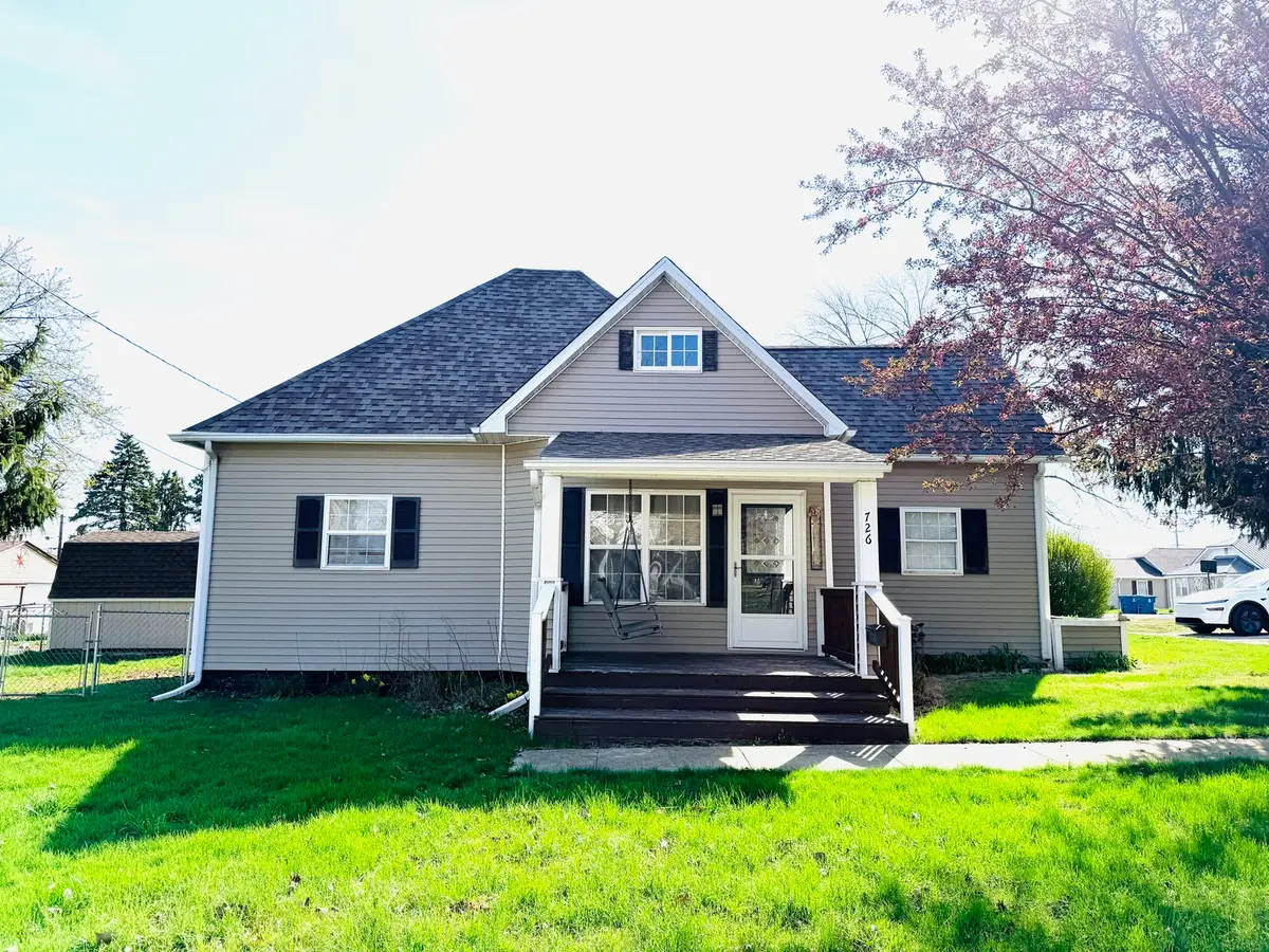 726 S 2nd Avenue, Hoopeston, IL 60942 - #1