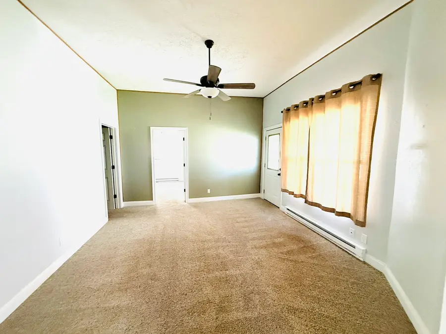 726 S 2nd Avenue, Hoopeston, IL 60942 - #2