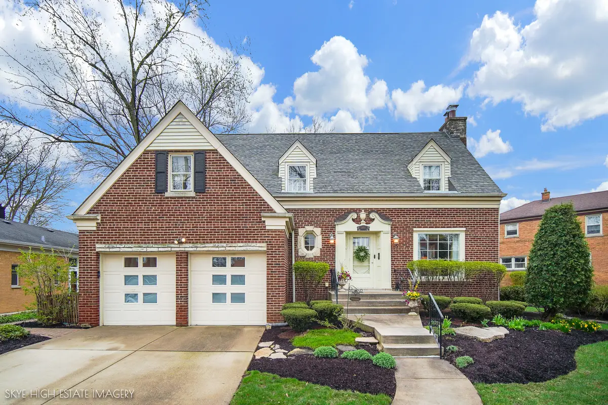 3447 W Maple Street, Evergreen Park, IL 60805 - #1