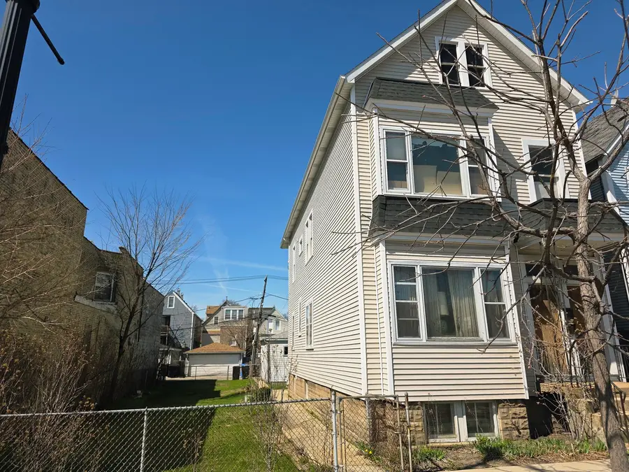 2712 N Western Avenue, Chicago, IL 60647 - #2