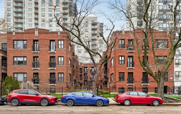 906 W Winona Street #2S, Chicago, IL 60640