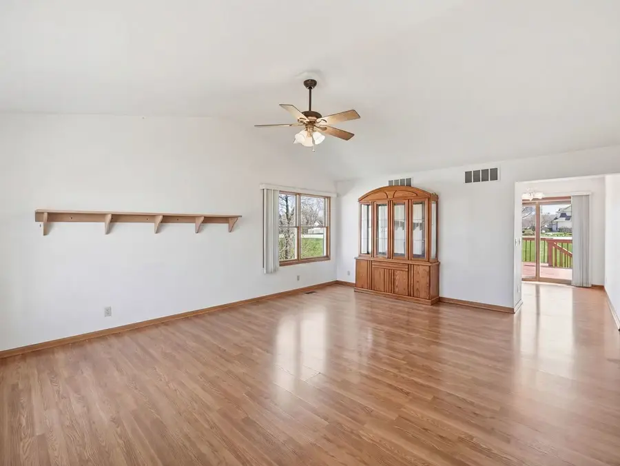 1730 Pebblewood Court, Sycamore, IL 60178 - #3