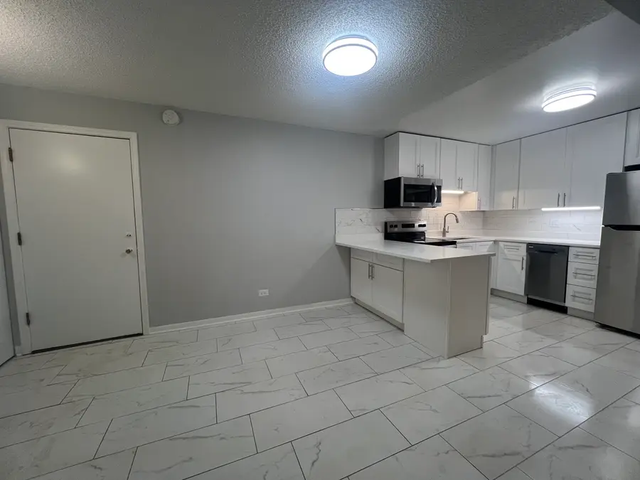 9721 S Harlem Avenue #2D, Chicago Ridge, IL 60415 - #3