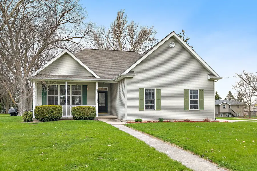 201 W Hardanger Gate, Lee, IL 60530 - #2