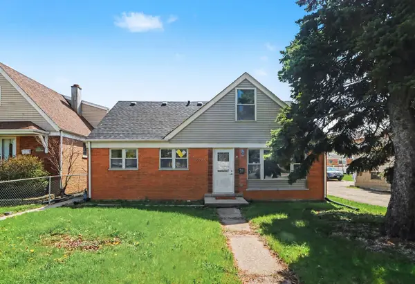 5743 W 79th Street, Burbank, IL 60459