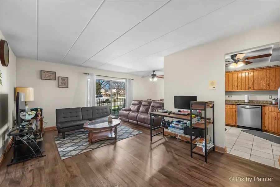 9800 Sayre Avenue #1C, Chicago Ridge, IL 60415 - #2