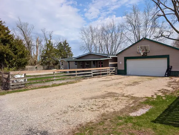 2434 E 2350th Road, Marseilles, IL 61341