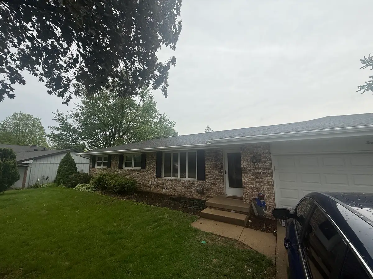 207 Hammitt Drive, Normal, IL 61761 - #1