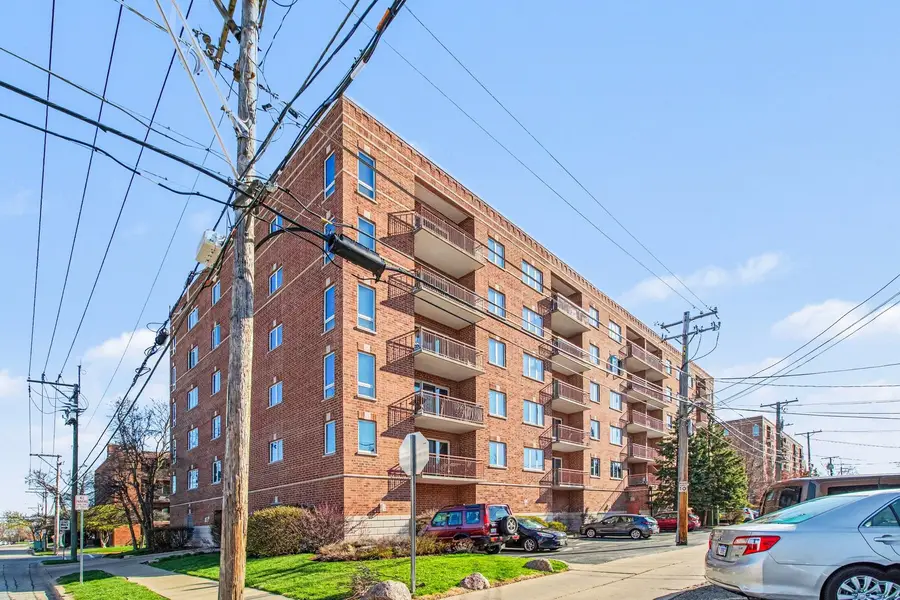 1327 E Washington Street #309, Des Plaines, IL 60016 - #3