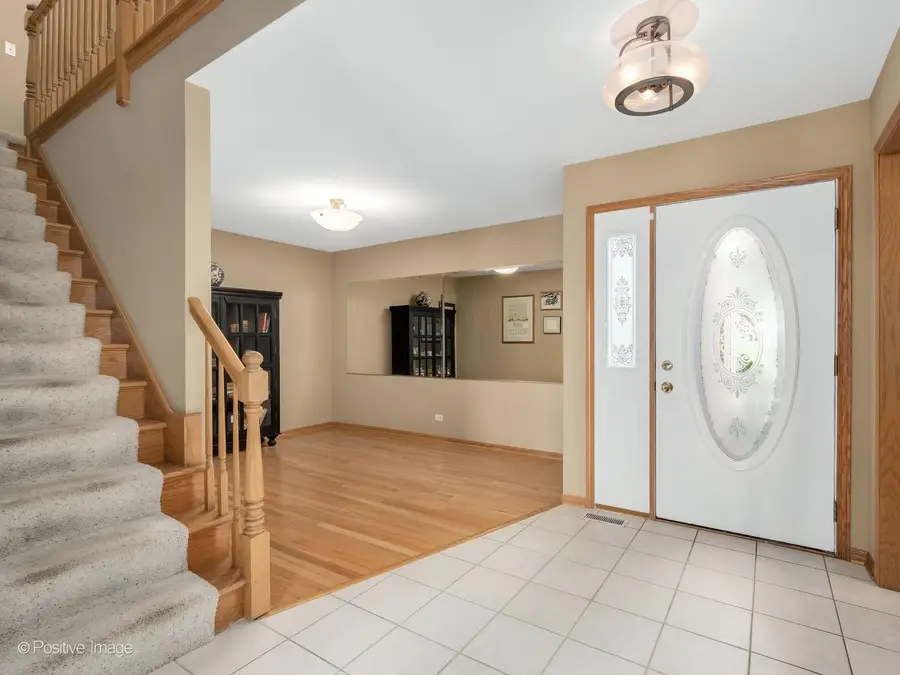 45 S Driveway, Glen Ellyn, IL 60137 - #2