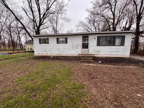 619 Pershing Avenue, Machesney Park, IL 61115