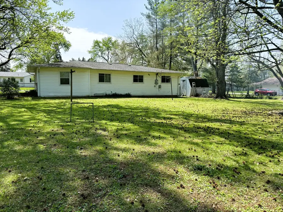 1518 E Grand Avenue, Carbondale, IL 62901 - #3