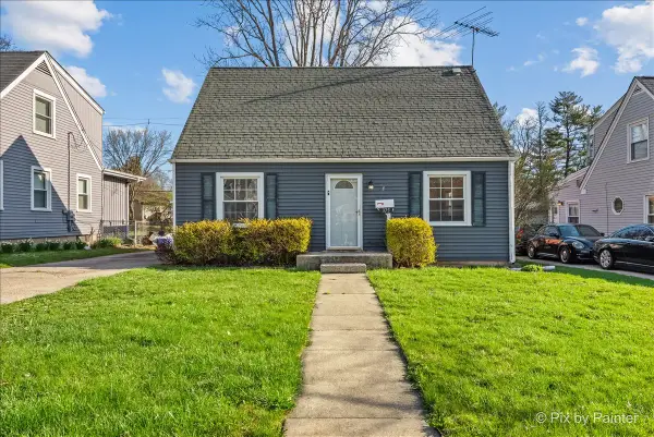 375 S Edison Avenue, Elgin, IL 60123