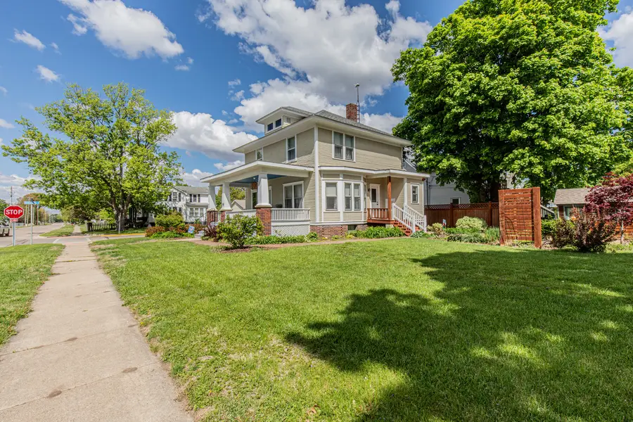 225 W Central Avenue, Princeton, IL 61356 - #2