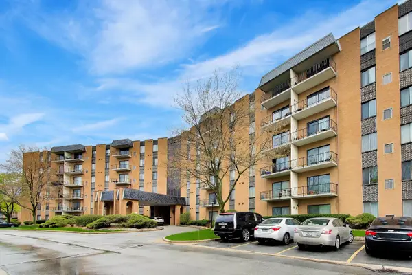 700 N Bruce Lane #312, Glenwood, IL 60425