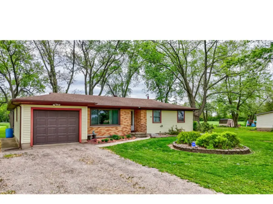 1907 Coalville Road, Streator, IL 61364 - #3