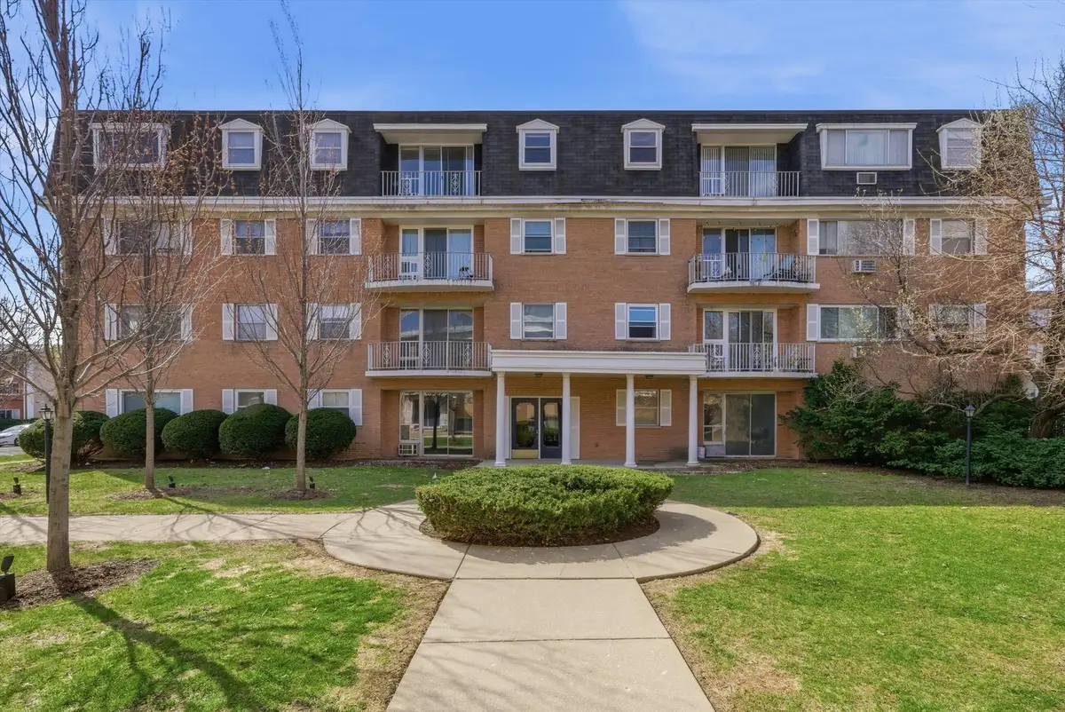 415 Wesley Avenue #21, Oak Park, IL 60302 - #1