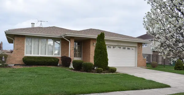 16619 Tudor Lane, Tinley Park, IL 60477