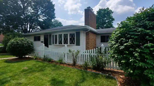 220 S President Street, Wheaton, IL 60187