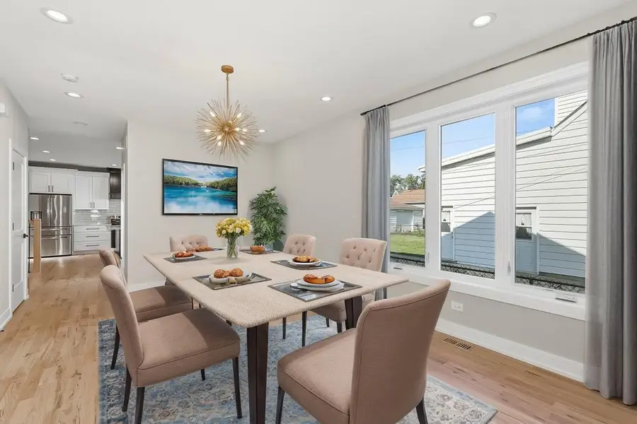 9322 S Trumbull Avenue, Evergreen Park, IL 60805 - #3