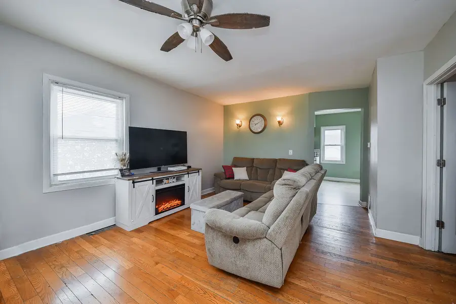 128 E Blair Street, West Chicago, IL 60185 - #3