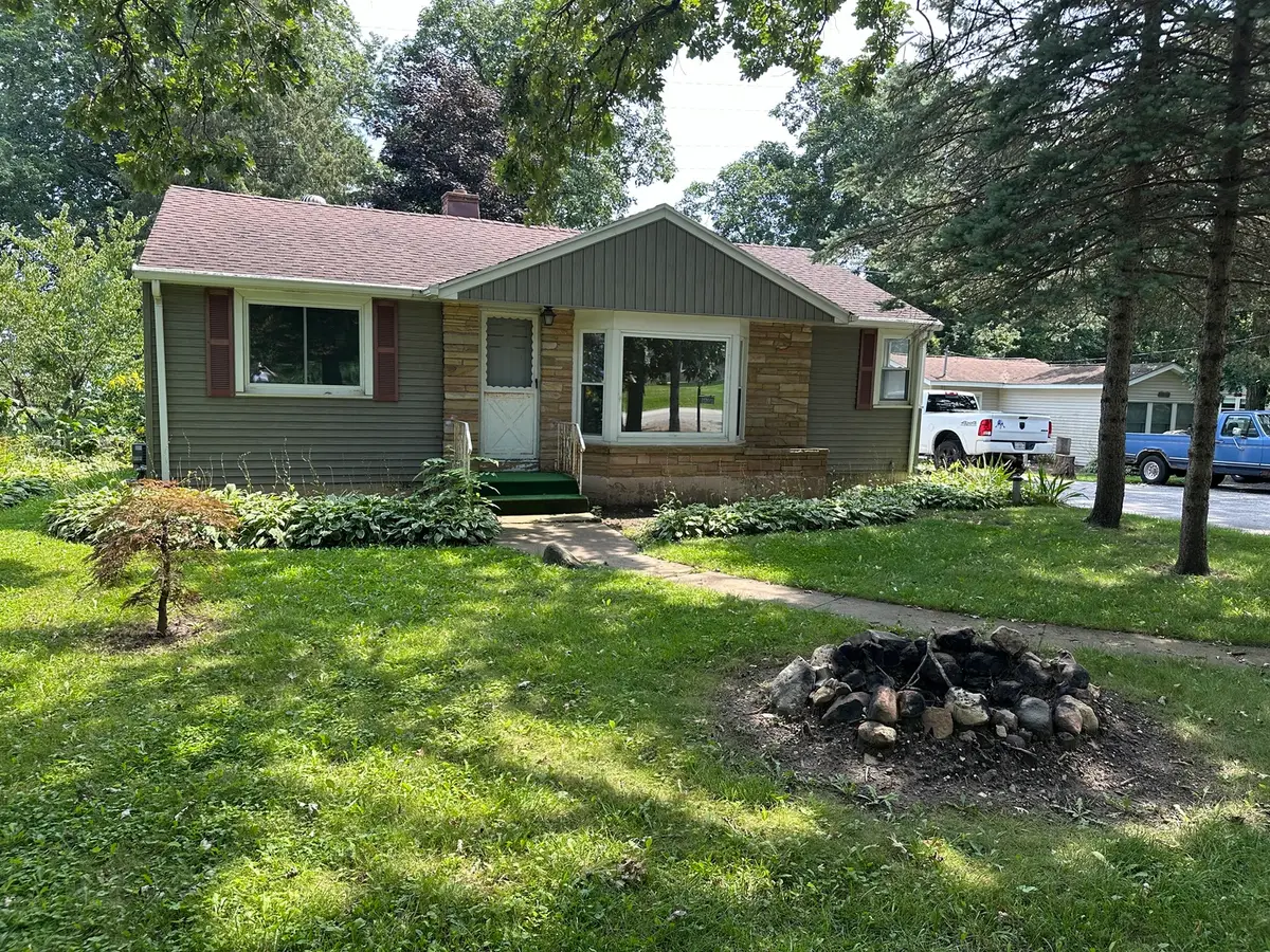 40541 N Il Route 83 Route, Antioch, IL 60002 - #1