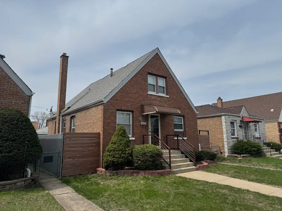 11022 S Avenue D, Chicago, IL 60617 - #2