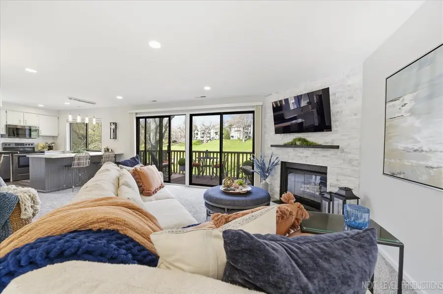 746 Oak Hill Road #A, Lake Barrington, IL 60010 - #2