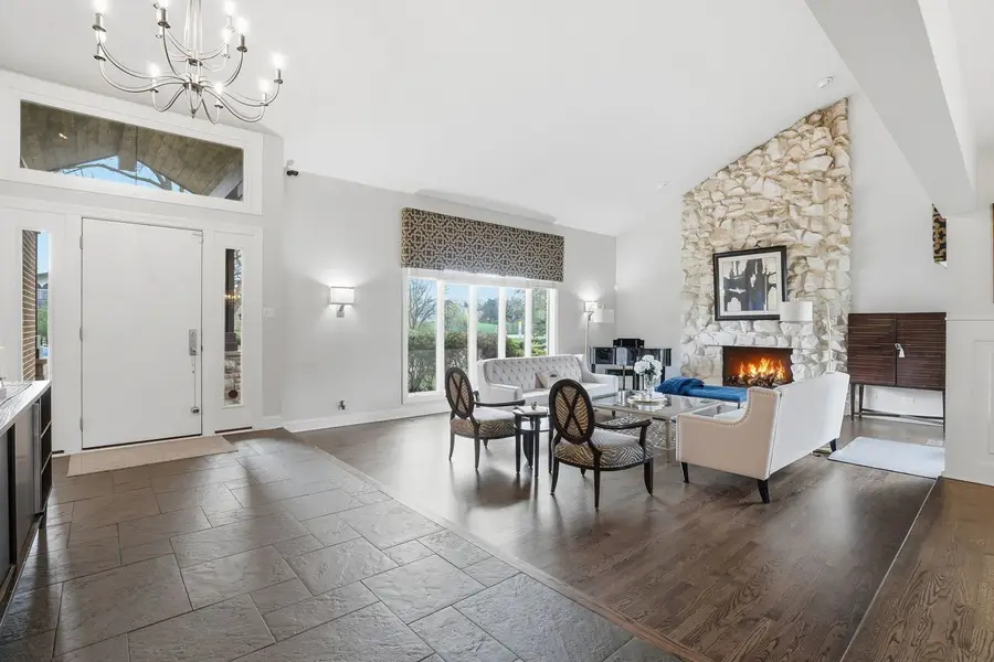 75 Regent Drive, Oak Brook, IL 60523 - #3